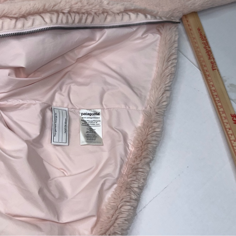 Patagonia Women’s Furry Fleece Jacket XXL (Jr) Pink Blush Full Zip - Picture 6 of 7